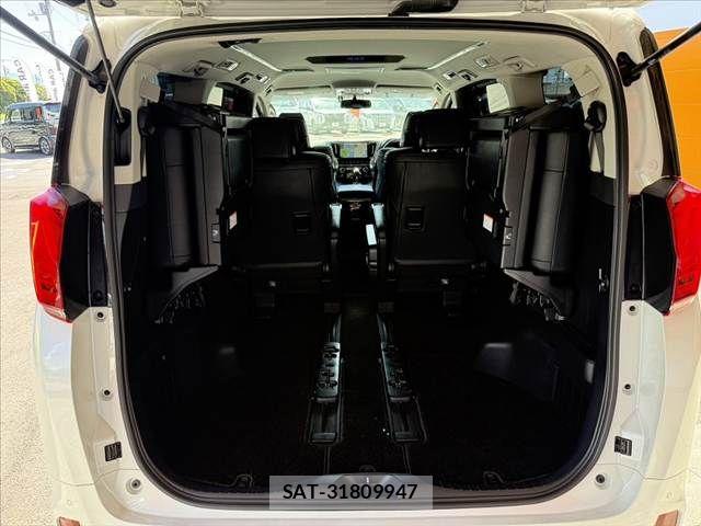 Toyota ALPHARD 2019-09 8072685-21