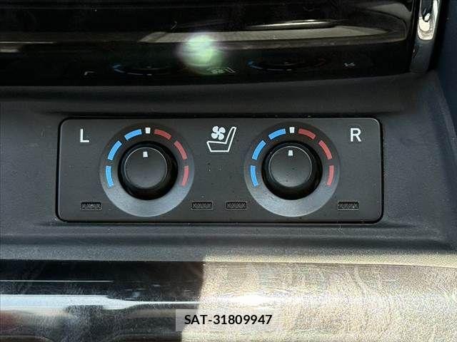 Toyota ALPHARD 2019-09 8072685-6