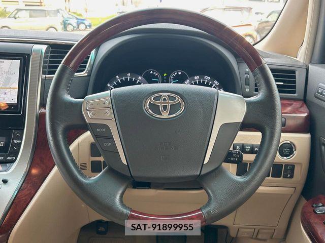 Toyota ALPHARD 2011-10 8072707-11