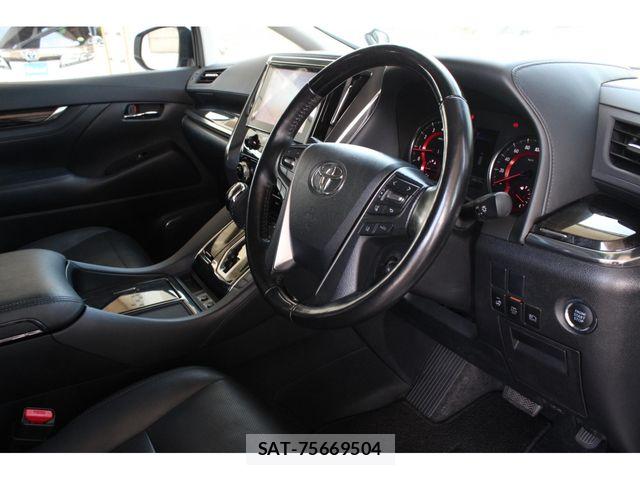 Toyota ALPHARD 2020-10 8072672-12