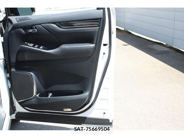 Toyota ALPHARD 2020-10 8072672-14