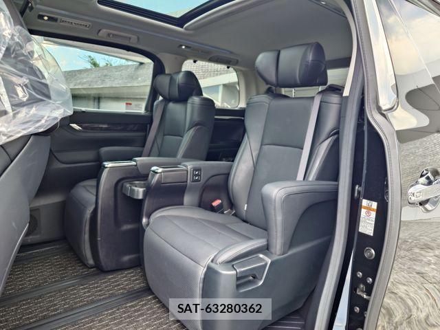 Toyota ALPHARD 2020-01 8072671-21