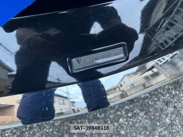 Toyota ALPHARD 2019-04 8097796-11