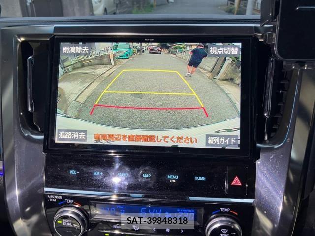 Toyota ALPHARD 2019-04 8097796-15