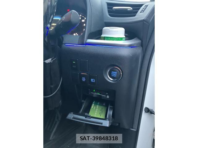 Toyota ALPHARD 2019-04 8097796-23