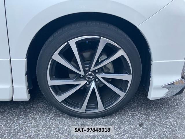 Toyota ALPHARD 2019-04 8097796-7