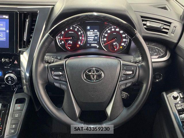 Toyota ALPHARD 2020-11 8097772-11
