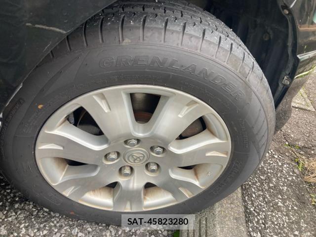Toyota ALPHARD 2005-03 8097827-1