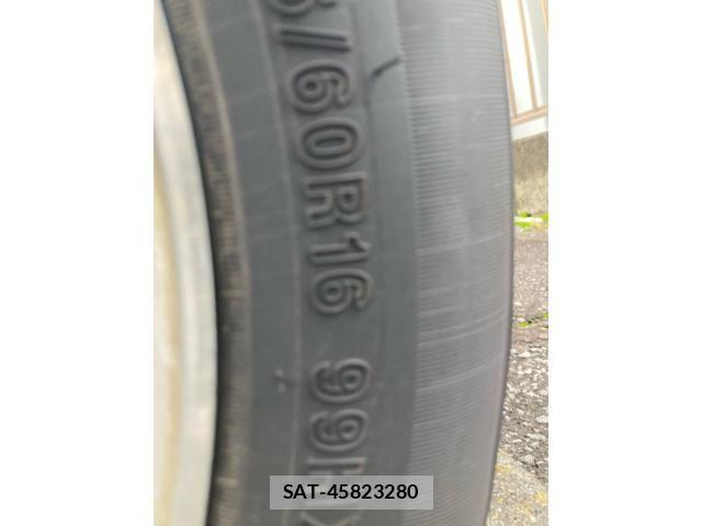 Toyota ALPHARD 2005-03 8097827-2