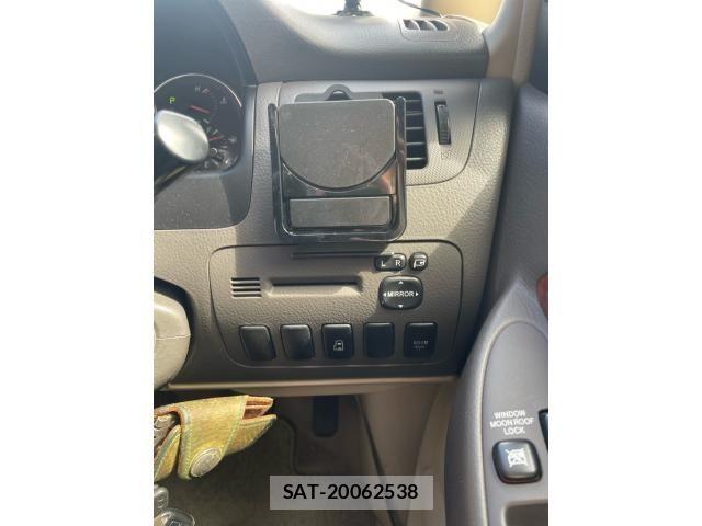 Toyota ALPHARD 2004-05 8097822-15