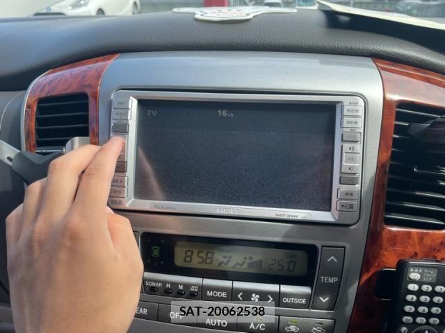 Toyota ALPHARD 2004-05 8097822-21