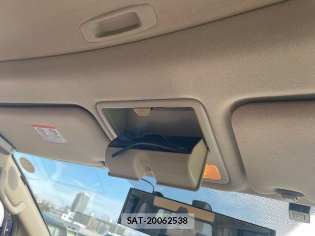 Toyota ALPHARD 2004-05 8097822-22
