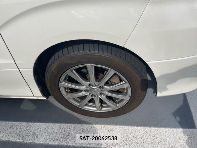 Toyota ALPHARD 2004-05 8097822-3