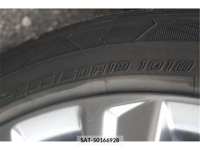 Toyota ALPHARD 2020-06 8097777-26