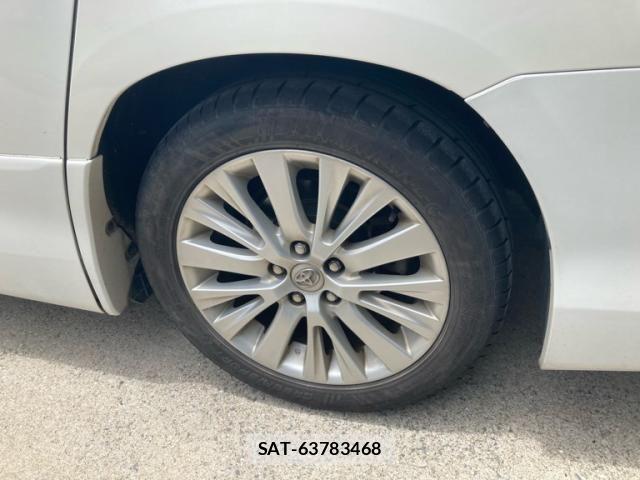 Toyota ALPHARD 2012-02 8097817-9