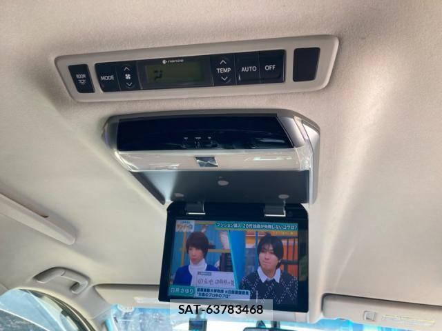 Toyota ALPHARD 2012-02 8097817-23