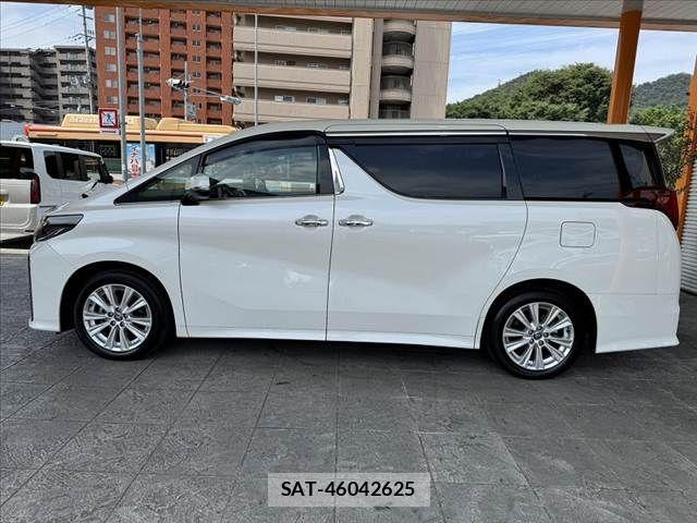 Toyota ALPHARD 2022-02 8097767-10