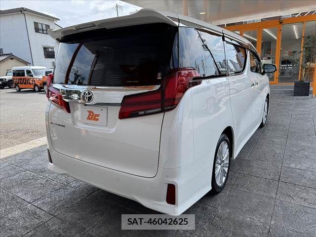 Toyota ALPHARD 2022-02 8097767-13