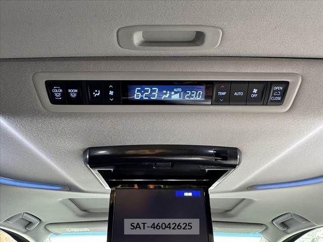 Toyota ALPHARD 2022-02 8097767-21
