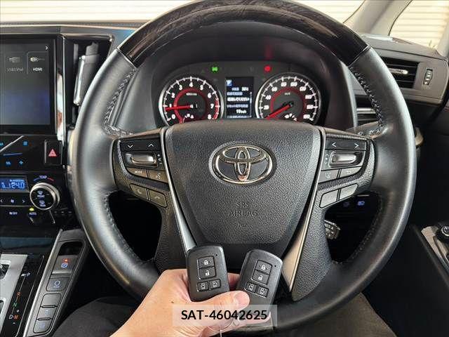 Toyota ALPHARD 2022-02 8097767-6