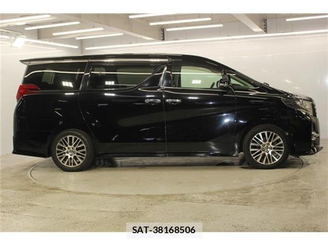 Toyota ALPHARD 2016-04 8097798-3