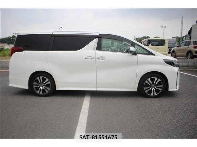 Toyota ALPHARD 2019-04 8097802-15