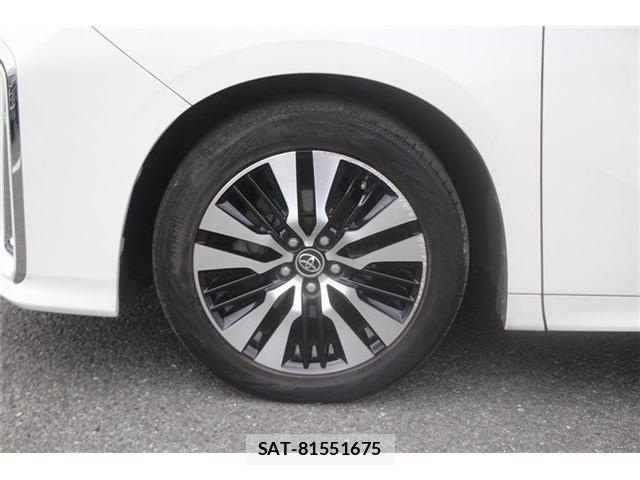 Toyota ALPHARD 2019-04 8097802-19