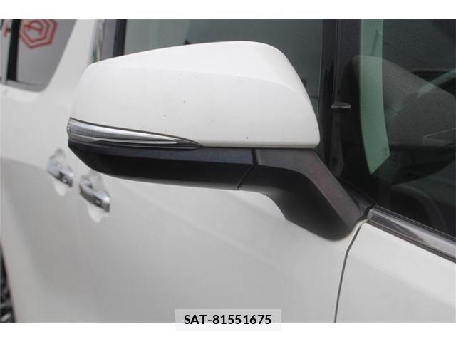 Toyota ALPHARD 2019-04 8097802-24
