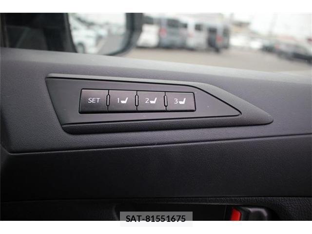 Toyota ALPHARD 2019-04 8097802-4
