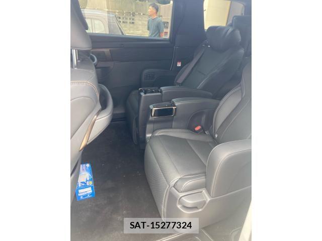 Toyota ALPHARD 2025-02 8097749-11