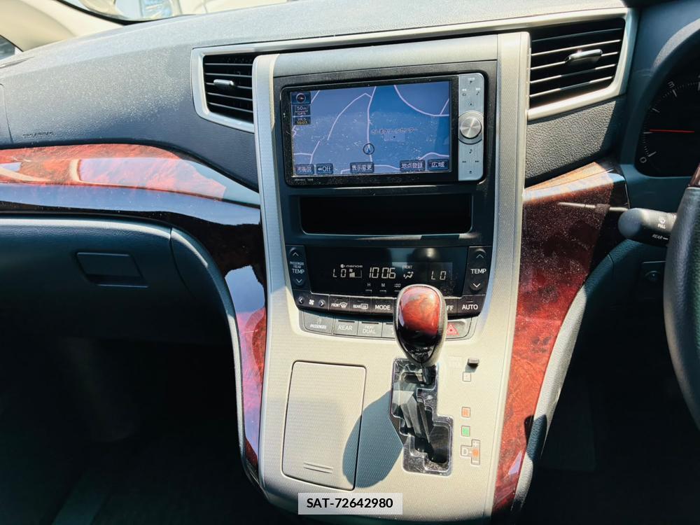 Toyota ALPHARD 2011-12 7982237-11