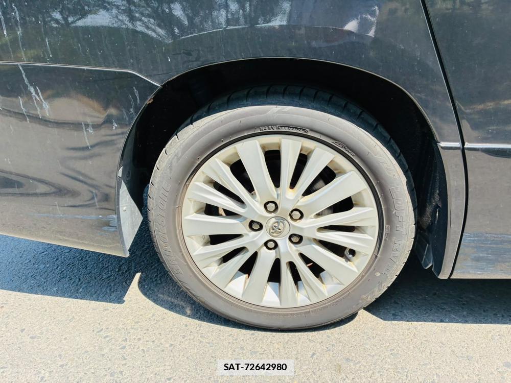 Toyota ALPHARD 2011-12 7982237-17