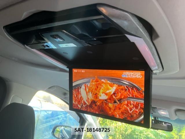Toyota ALPHARD 2016-06 8097804-12