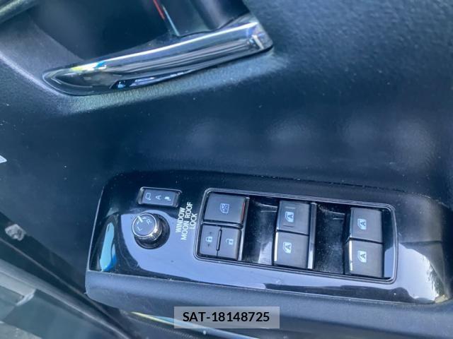 Toyota ALPHARD 2016-06 8097804-16