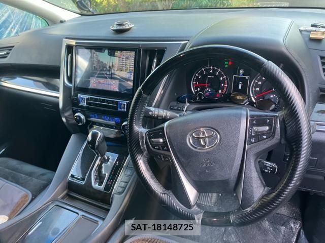 Toyota ALPHARD 2016-06 8097804-19