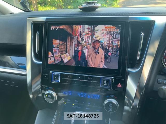 Toyota ALPHARD 2016-06 8097804-23