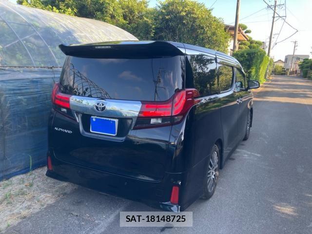 Toyota ALPHARD 2016-06 8097804-4