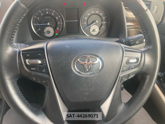 Toyota ALPHARD 2015-09 8097814-14