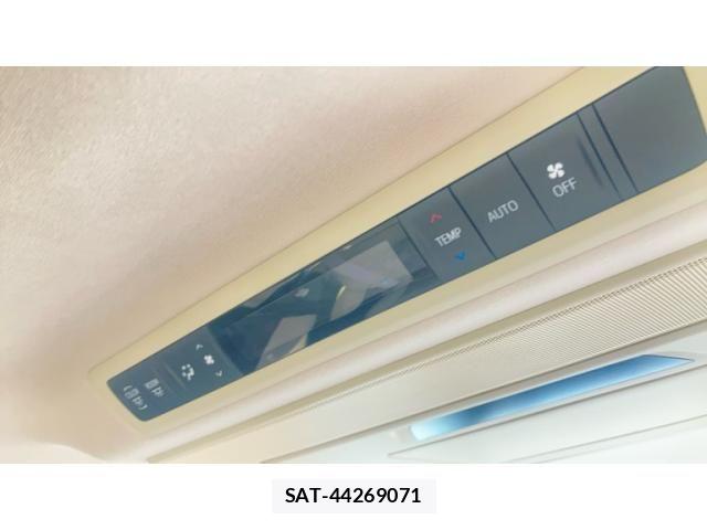 Toyota ALPHARD 2015-09 8097814-23