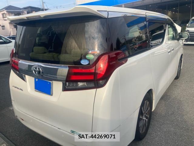 Toyota ALPHARD 2015-09 8097814-2