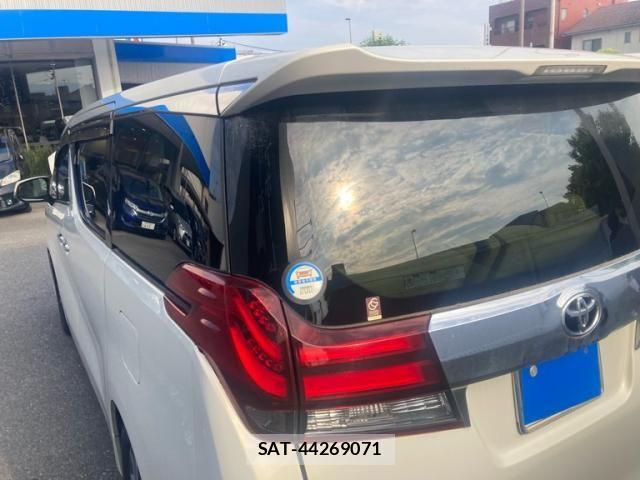 Toyota ALPHARD 2015-09 8097814-3