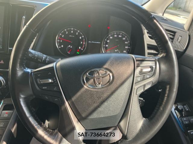Toyota ALPHARD 2017-08 8097797-13