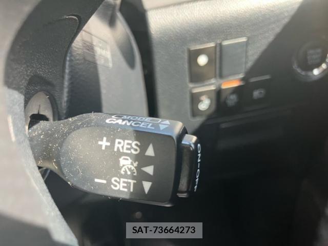 Toyota ALPHARD 2017-08 8097797-24