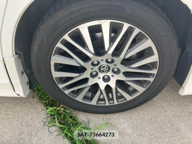Toyota ALPHARD 2017-08 8097797-5