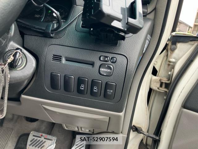 Toyota ALPHARD 2004-10 8097824-17