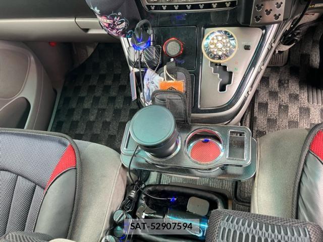 Toyota ALPHARD 2004-10 8097824-19