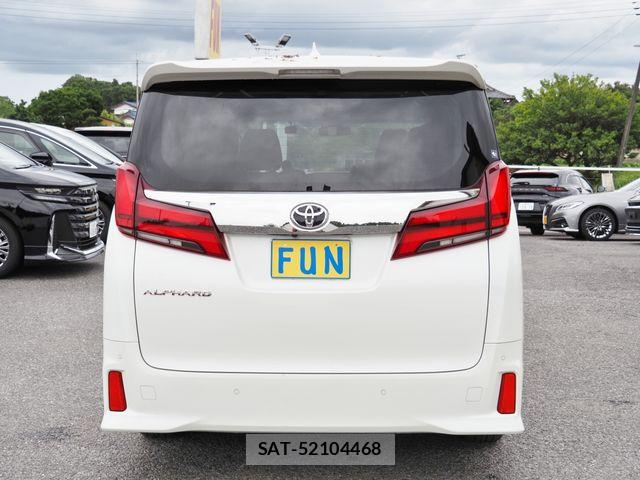 Toyota ALPHARD 2022-09 8097762-6