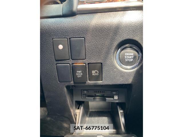 Toyota ALPHARD 2022-02 8097806-27