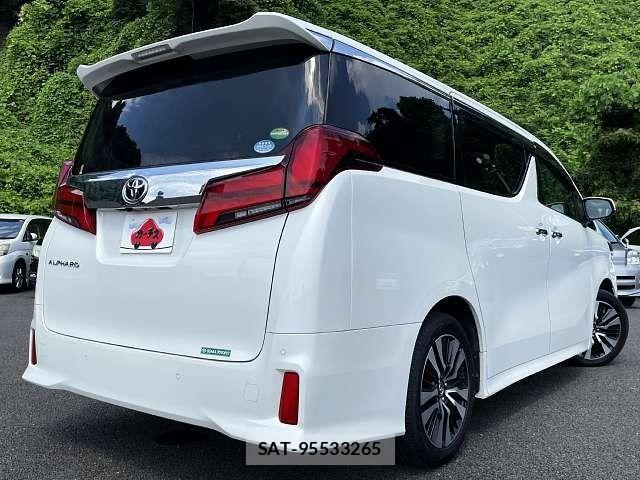 Toyota ALPHARD 2018-05 8097770-2