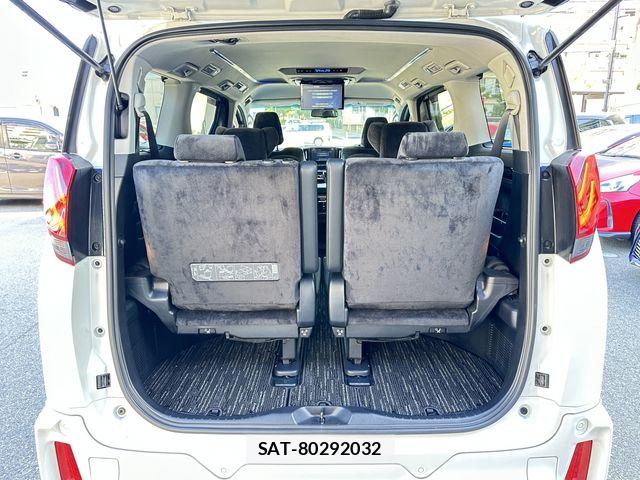 Toyota ALPHARD 2015-07 8097795-10